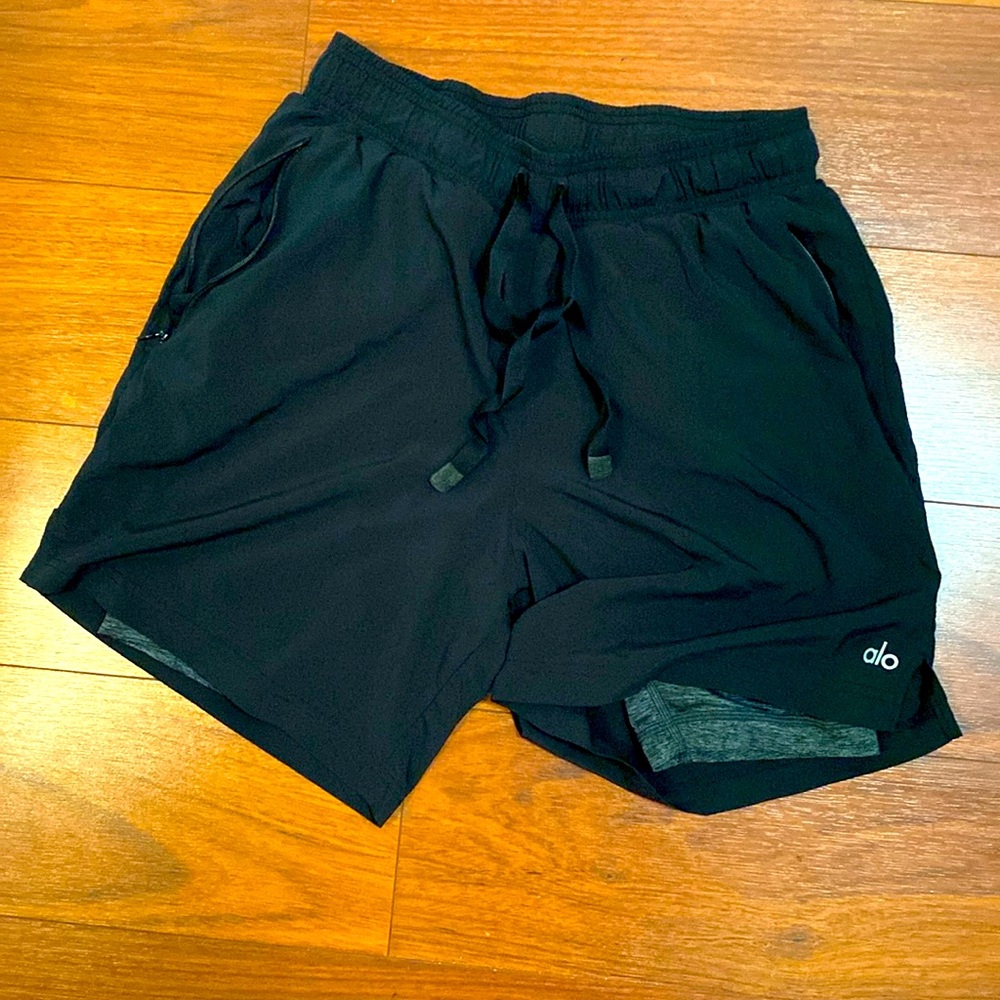 ALO Yoga Black Women's Shorts